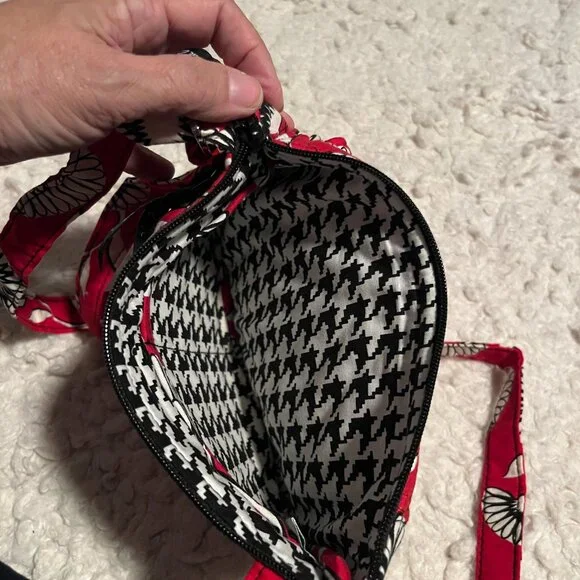 NWOT Very Bradley Daisy Crossbody - Picture 4 of 6